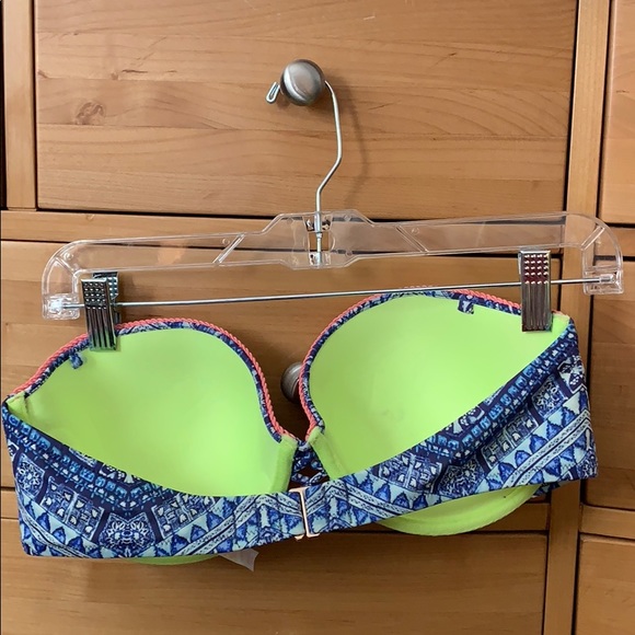 Victoria’s Secret Bikini Top - Picture 2 of 3